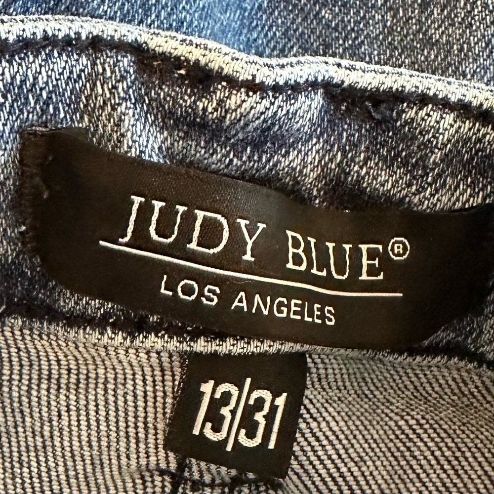 Women’s JUDY BLUE Distressed Slim Fit Jeans Size 13/31 - Picture 6 of 9